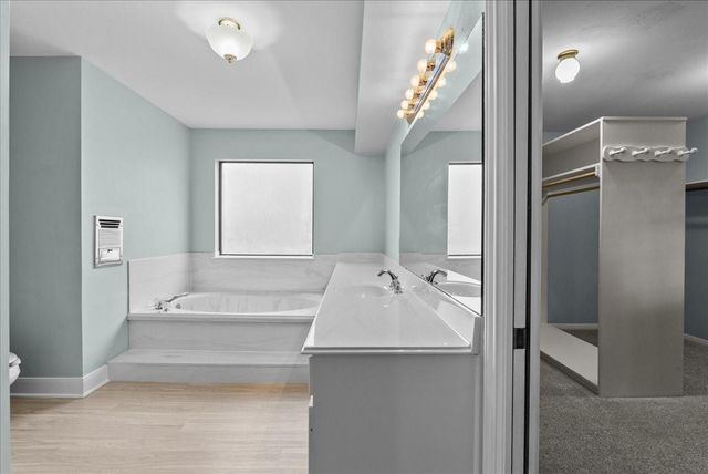 710 Bayou Crest Circle, Dickinson, TX 77539