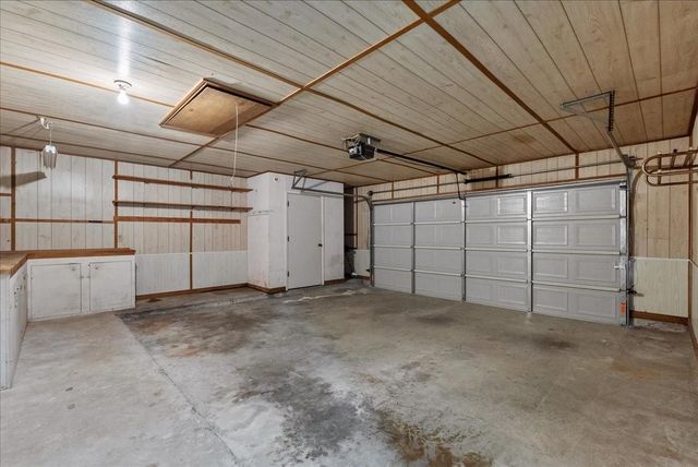 710 Bayou Crest Circle, Dickinson, TX 77539