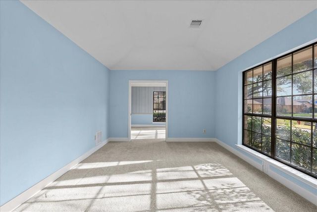 710 Bayou Crest Circle, Dickinson, TX 77539