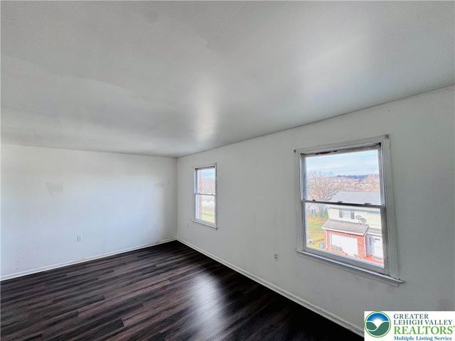 235 Vista Drive, Easton, PA 18042