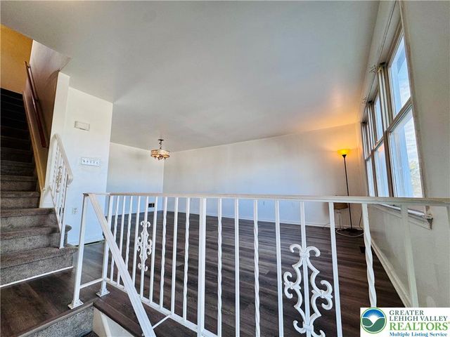 235 Vista Drive, Easton, PA 18042