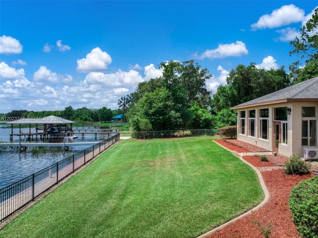 9526 Kingfisher Place, Sebring, FL 33875