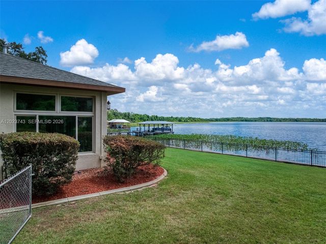 9526 Kingfisher Place, Sebring, FL 33875