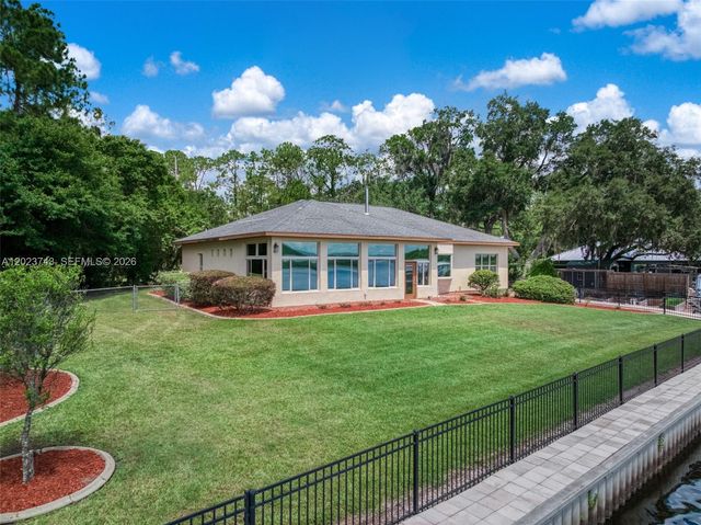 9526 Kingfisher Place, Sebring, FL 33875