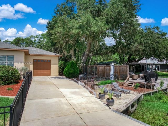 9526 Kingfisher Place, Sebring, FL 33875