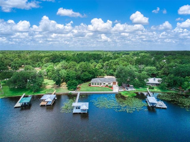 9526 Kingfisher Place, Sebring, FL 33875