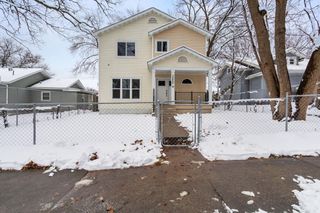 3550 Queen Avenue N, Minneapolis, MN 55412