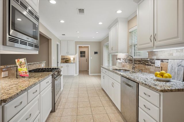 319 High Brook Drive, Richardson, TX 75080