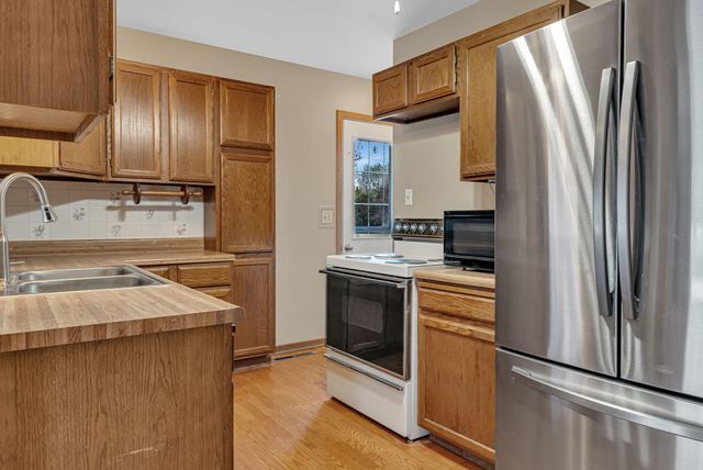 813 Augusta Avenue, Willmar, MN 56201