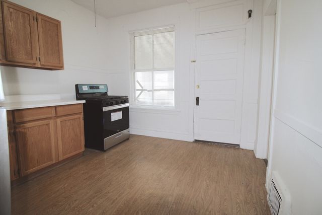 3642 N Albany Avenue, Chicago, IL 60618