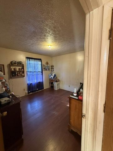 1240 Finger Board Road, Vanceburg, KY 41179