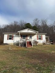 1240 Finger Board Road, Vanceburg, KY 41179