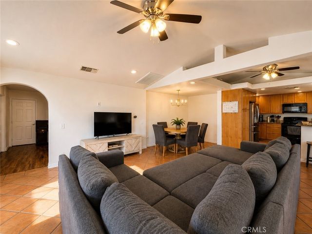 376 E 12th, Beaumont, CA 92223