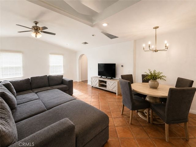 376 E 12th, Beaumont, CA 92223