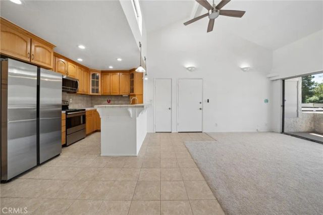 25019 Peachland Avenue 236, Newhall, CA 91321