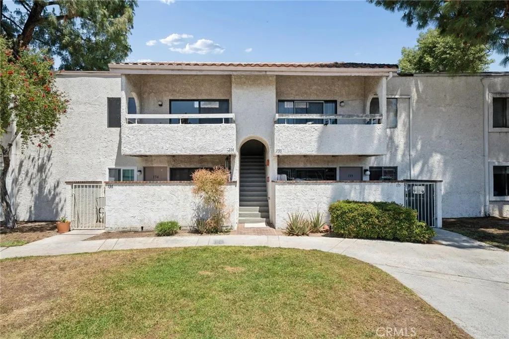 25019 Peachland Avenue 236, Newhall, CA 91321