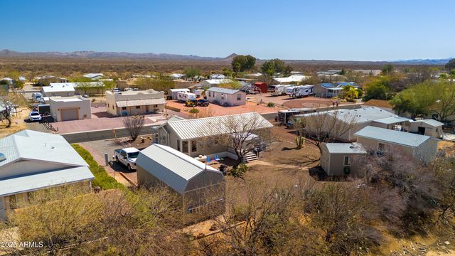 30670 S WANDERING Way 165, Congress, AZ 85332