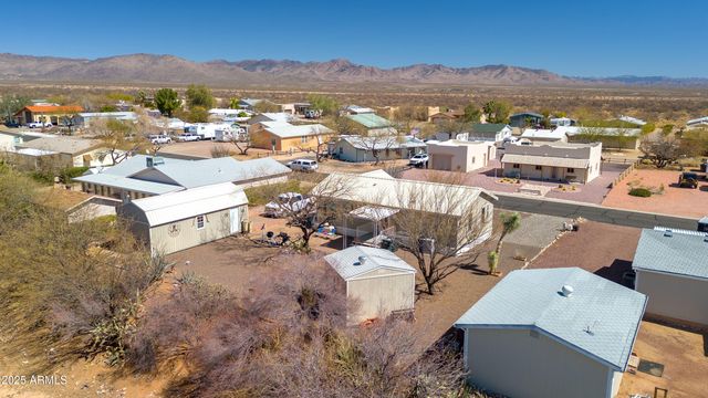 30670 S WANDERING Way 165, Congress, AZ 85332