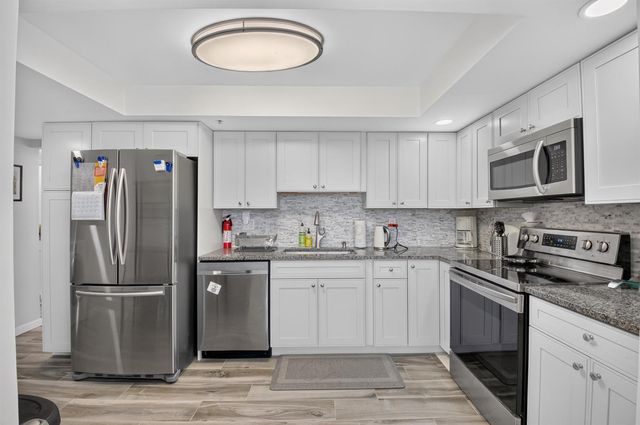 7738 Lakeside Boulevard 371, Boca Raton, FL 33434