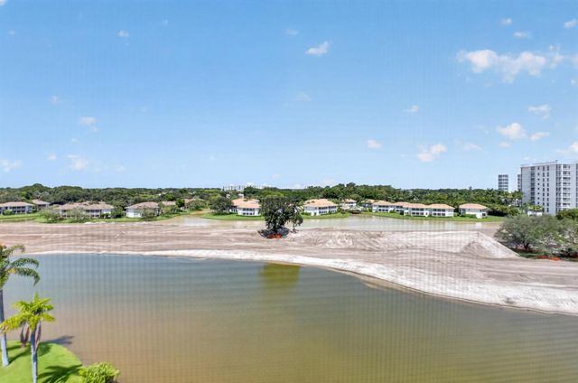 7738 Lakeside Boulevard 371, Boca Raton, FL 33434