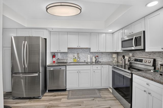 7738 Lakeside Boulevard 371, Boca Raton, FL 33434