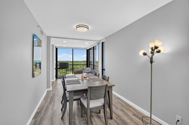7738 Lakeside Boulevard 371, Boca Raton, FL 33434