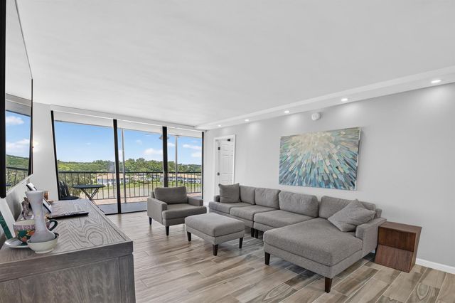 7738 Lakeside Boulevard 371, Boca Raton, FL 33434