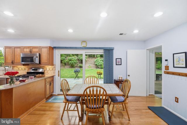 2304 HIDDEN VALLEY LN, Silver Spring, MD 20904