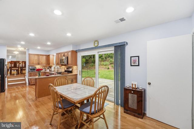 2304 HIDDEN VALLEY LN, Silver Spring, MD 20904
