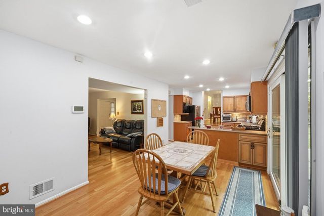 2304 HIDDEN VALLEY LN, Silver Spring, MD 20904