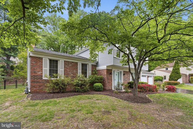 2304 HIDDEN VALLEY LN, Silver Spring, MD 20904