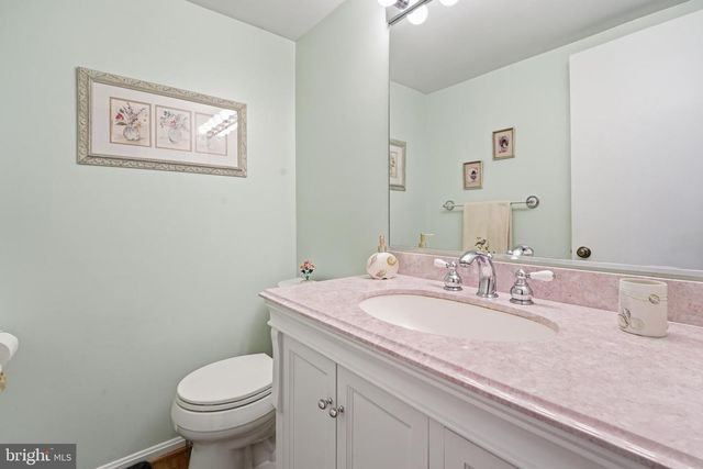 2304 HIDDEN VALLEY LN, Silver Spring, MD 20904