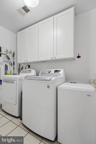 2304 HIDDEN VALLEY LN, Silver Spring, MD 20904