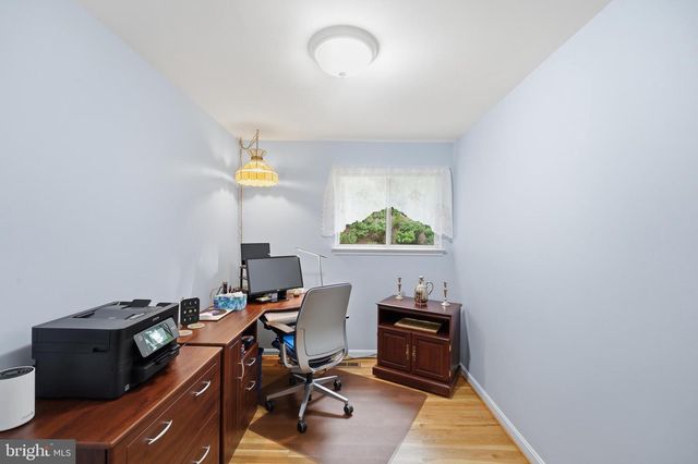 2304 HIDDEN VALLEY LN, Silver Spring, MD 20904