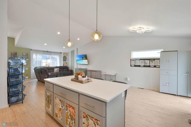 6800 14TH Street S, Fargo, ND 58104