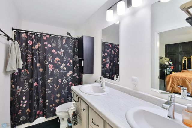 6800 14TH Street S, Fargo, ND 58104