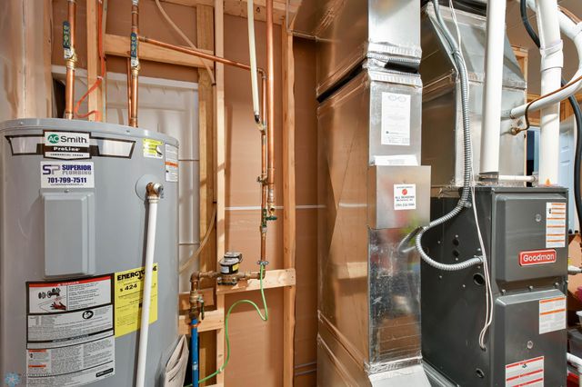 6800 14TH Street S, Fargo, ND 58104