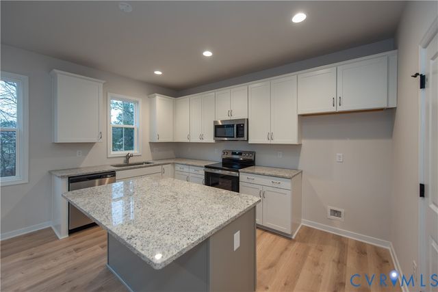 8443 Villetta Pointe Ln, Mechanicsville, VA 23116
