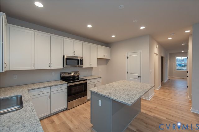 8443 Villetta Pointe Ln, Mechanicsville, VA 23116