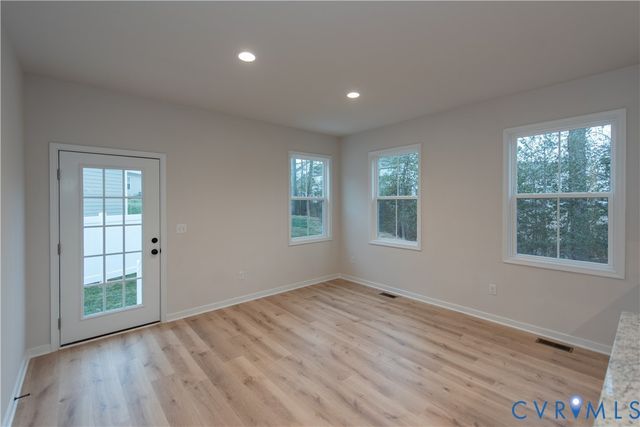 8443 Villetta Pointe Ln, Mechanicsville, VA 23116