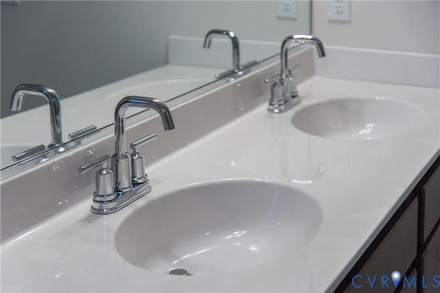8443 Villetta Pointe Ln, Mechanicsville, VA 23116