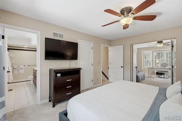 1131 Hawken Place, Webster Groves, MO 63119