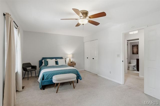 1131 Hawken Place, Webster Groves, MO 63119