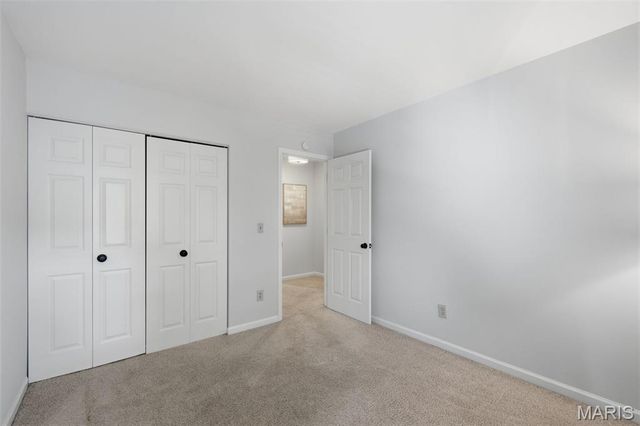 1131 Hawken Place, Webster Groves, MO 63119
