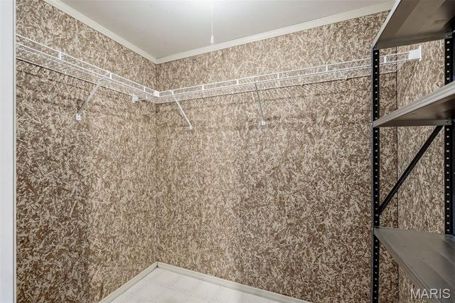 1131 Hawken Place, Webster Groves, MO 63119