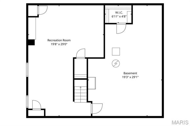 1131 Hawken Place, Webster Groves, MO 63119