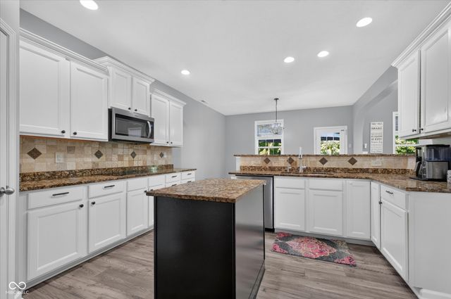 12160 Wolverton Way, Fishers, IN 46037