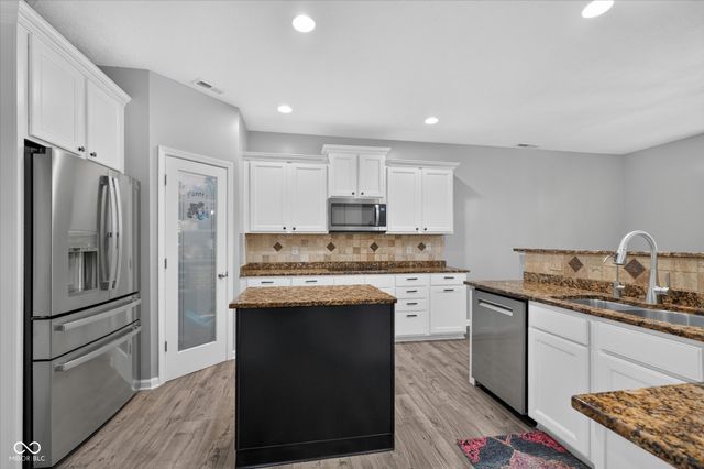 12160 Wolverton Way, Fishers, IN 46037