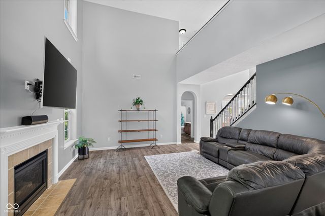 12160 Wolverton Way, Fishers, IN 46037