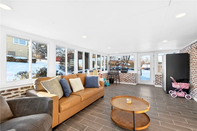 710 Santone Drive, Hempfield Twp, PA 15601